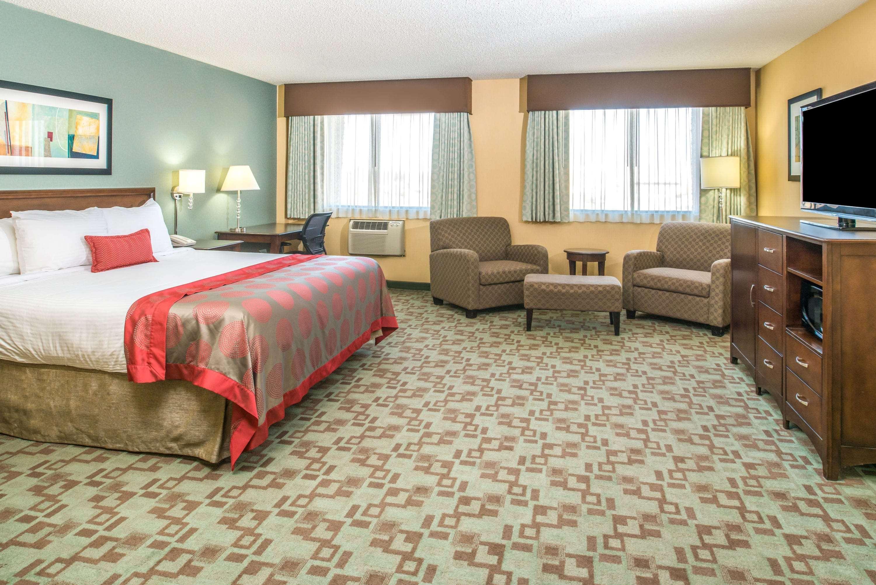 Ramada By Wyndham Saskatoon Hotel Luaran gambar